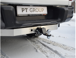 Фаркопы на Хайлюкс Revo