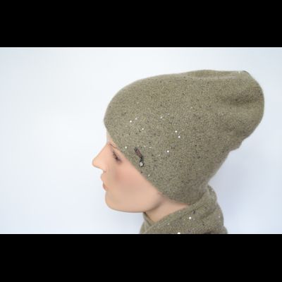 Оливковая женская шапка с пайетками Vizio Италия 8058 CY