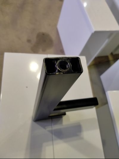 Кронштейн крепления полки