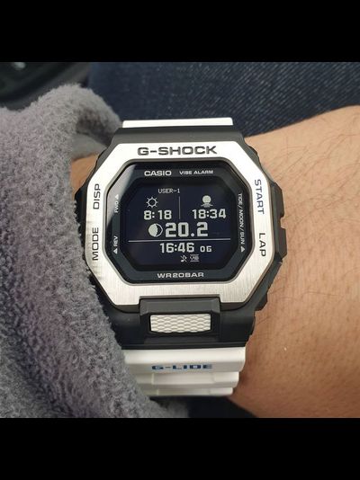 Часы Casio G-Shock GBX-100-7E