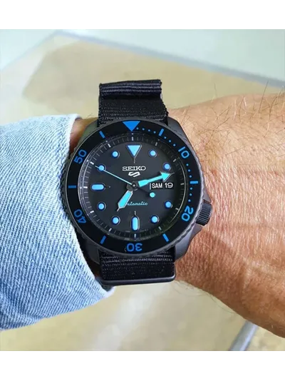 Наручные часы Seiko SRPD81K1