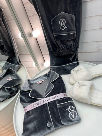 Пижама Виктория Сикрет бархат цвет серый 52