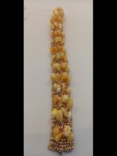 Браслет из Чешского бисера  с янтарем