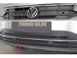 Защита радиатора для Volkswagen Tiguan 2020- black низ