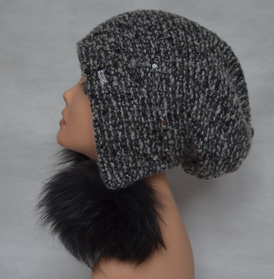 Белая с черным шапка ушанка с помпонами Vizio Италия 6147