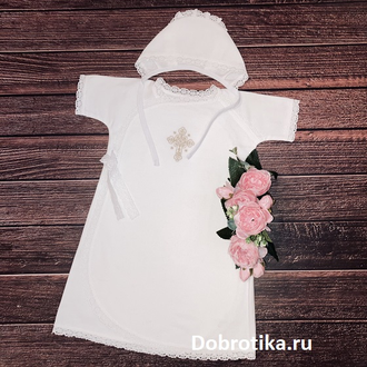 Крестильное платье-рубашка (распашонка) для девочки "Звездочки". Материал 100% хлопок - сатин или теплая фланель . Размеры от 0 до 2-х лет, цвет крестика на выбор, можно вышить любое имя