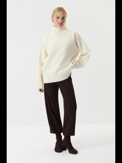 Свитер со стойкой из шерсти мериноса (сливочный)