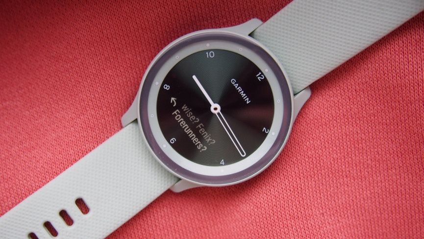Обзор: Garmin Vivomove Sport - гибридные часы с широкими возможностями