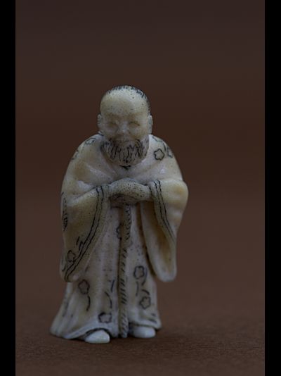 Нэцкэ "Монах"