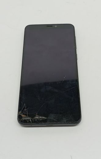 Неисправный телефон ZTE Blade A530 (нет АКБ, разбит экран, не включается)