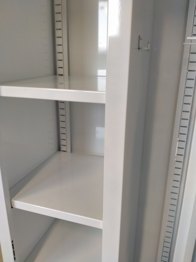 Шкаф для хозинвентаря