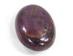 Корунд красный (рубин), полировка плоская (светится в УФ), Мьянма (30*24*12 мм, 24 г) №35655