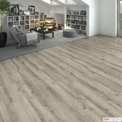 Декор ламината Haro Tritty 100 Gran Via Дуб Элеганза Античный Серый 541514 в интерьере гостиной