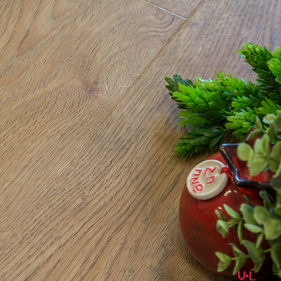 Кварцвиниловая плитка Fine Floor Дуб Тоскана FF-2072 в интерьере детально