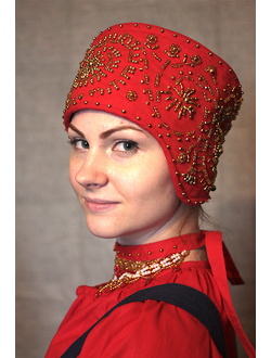 Русский народный женский головной убор "Повойник красный".