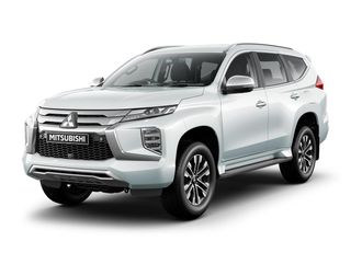 Чехлы на Mitsubishi Pajero Sport III (с 2015)