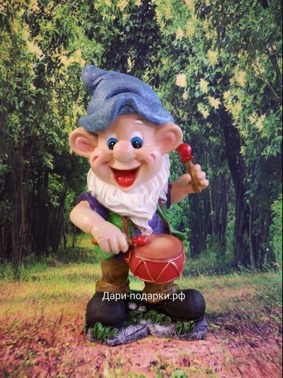 Гном музыкант с барабаном 43*23см   2кг   полистоун Россия  2579/091037-2*