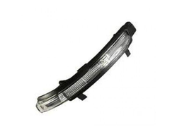 Указатель поворота в зеркало правый