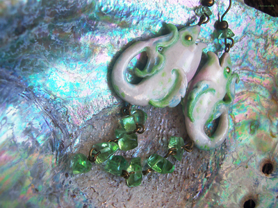 "Рыбки Хрустальной Лагуны", серьги в стиле фарфоровых украшений