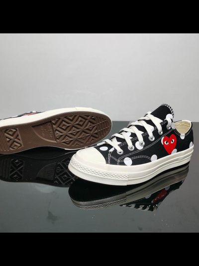 Converse Play Comme Des Garcons  с сердечком черные в горошек низкие