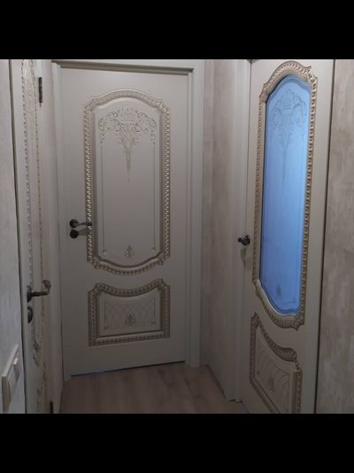 СОЛО NEW В3. СЛОНОВАЯ КОСТЬ/ ПАТИНА БЕЛОЕ ЗОЛОТО. ПОЛОТНО ГЛУХОЕ