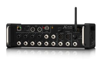 Behringer XR12