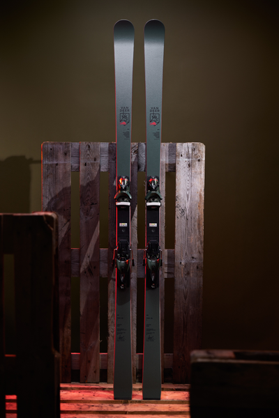 Юниорские для слалома гиганта Van Deer PRO RS Длина 183cm Радиус 25м + крепления SPX12 Сезон 23-24