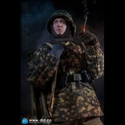 Немецкий солдат - Коллекционная фигурка 1/6 - 3rd SS-Panzer-Division MG34 Gunner Ver. C "Curtis" (D80127) - DID
