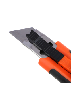 ЕРМАК Нож выдвижной с пружиной, PS+TPR, 61x19x0.6мм, арт.2, 12 штук