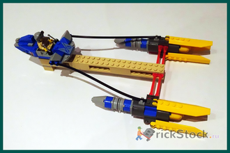 # 7131 Подрейсер Анакина / Anakin’s Podracer (1999)