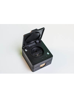 Розетка электрическая 42 В (полюсная)