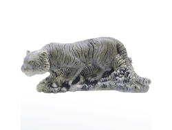 Амурский тигр крадущийся.ОПТ