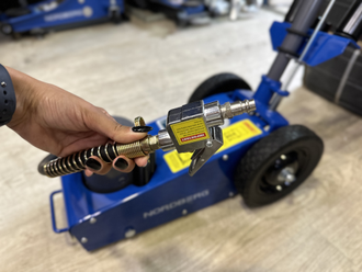 Домкрат пневмогидравлический подкатной, 22 т NORDBERG N3322L