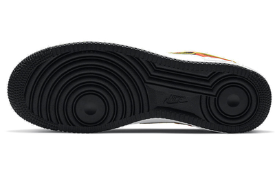 Белые кроссовки Nike Air Force 1 '07 LV8 Roswell Raygun  подошва