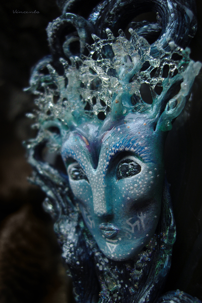 "Луми - Сердце Льдов", коллекционная брошь в стиле фентези