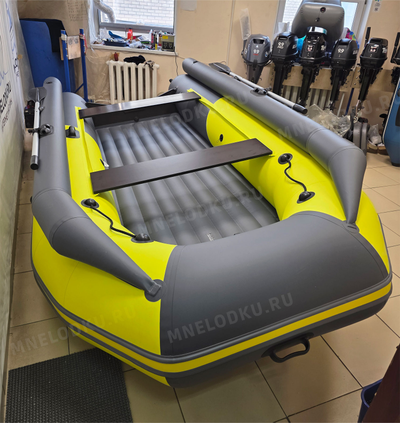Моторная лодка Таймень NX 3800 НДНД PRO MAX фальшборт желтый/графит нос сверху