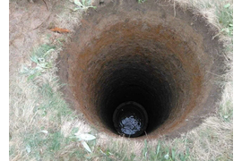 Роем колодцы на воду