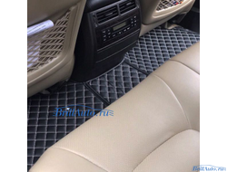5D и 3D коврики из эко кожи в салон Toyota Land Cruiser 200 в Москве