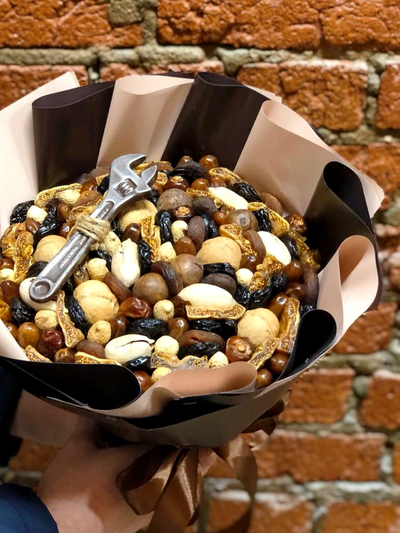 Букет "Железный человек"