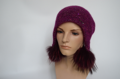 Итальянская шапка ушанка с помпонами Vizio фото