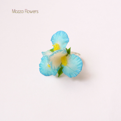 Кольцо с ирисом. Цветы из полимерной глины