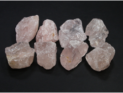 Кварц розовый "экстра", необработанный "дикий" в ассортименте, Бразилия (30-40 мм, 13-20 г) №21801