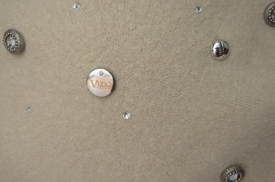 Бежевый фетровый берет со стразами сваровски фото