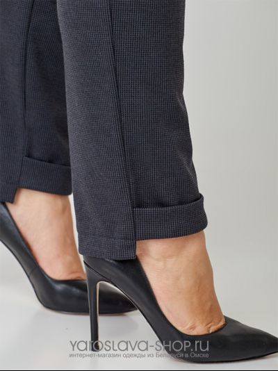 Брюки серые в полоску