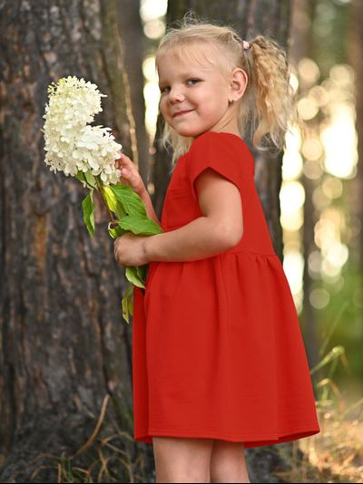 Платье с коротким рукавом