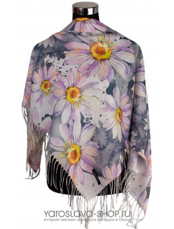 30220-1. Серый платок из вискозы с лиловыми цветами.