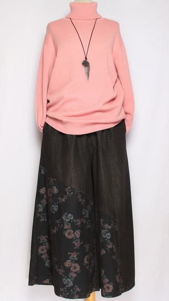 Свитер "Классика три пуговки" розовый, сирень, черный р.46-52