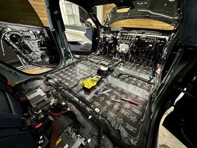 Шумоизоляция Zeekr 001