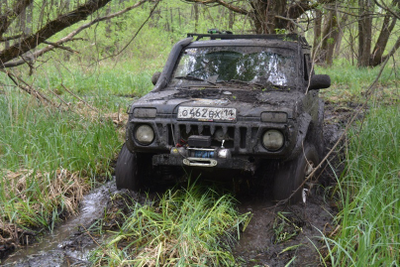 Подрамник (площадка) передней лебёдки ZST-ФХ1 Фишхантер