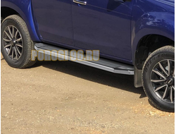 Пороги на Isuzu D-MAX 2016-2020 Premium